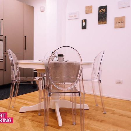 Appartamento Elegante Alle Due Torri By Wonderful Italy Bologna Bagian luar foto