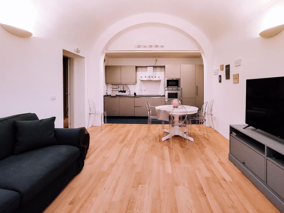 Appartamento Elegante Alle Due Torri By Wonderful Italy Bologna Bagian luar foto