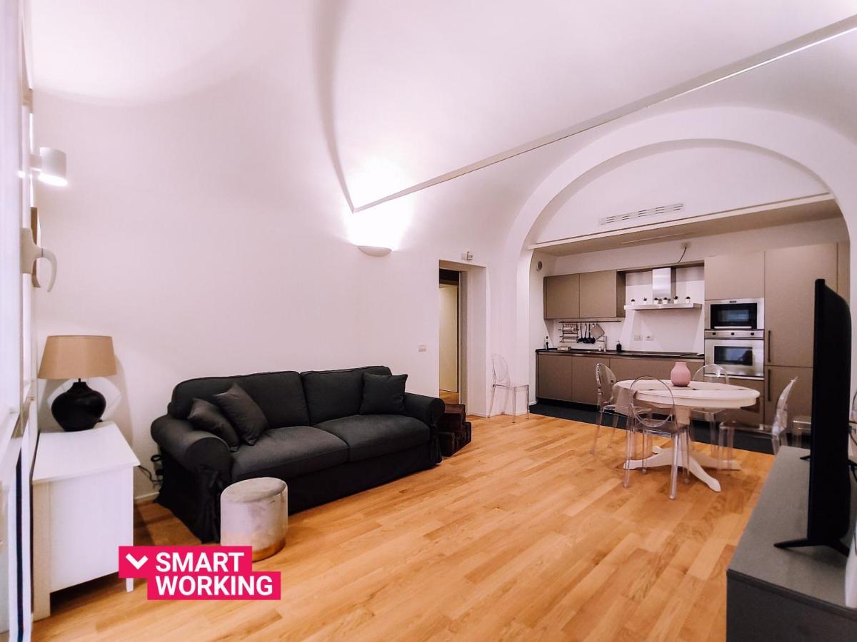 Appartamento Elegante Alle Due Torri By Wonderful Italy Bologna Bagian luar foto